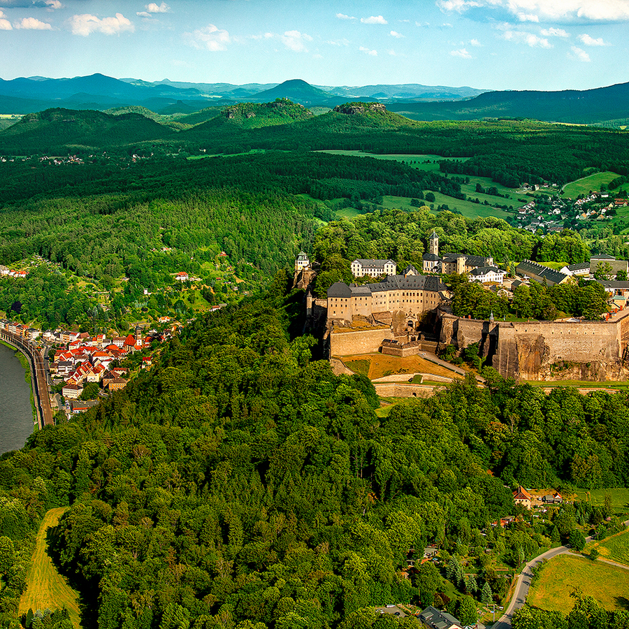 1000034-festung-koenigstein-aus-der-luft-3-2.jpg