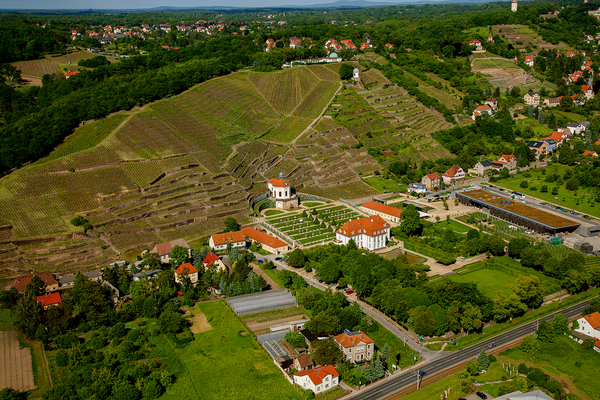 1000091-weingut-schloss-wackerbarth-in-radebeul-3-2.jpg